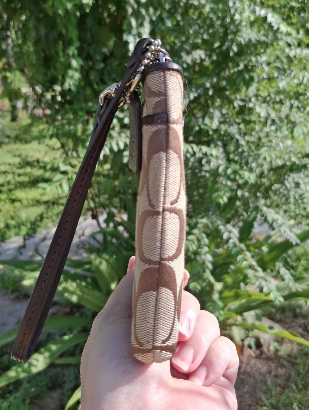 VTG Y2K Coach Brown/Tan Signature C Canvas Leather Phone Case Wristlet Wallet